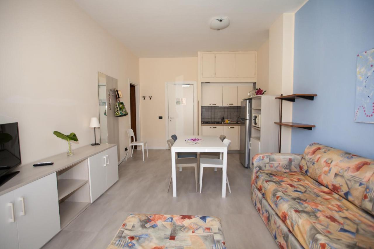 Residence La Palma Marina dʼMarina dʼAndora Bagian luar foto